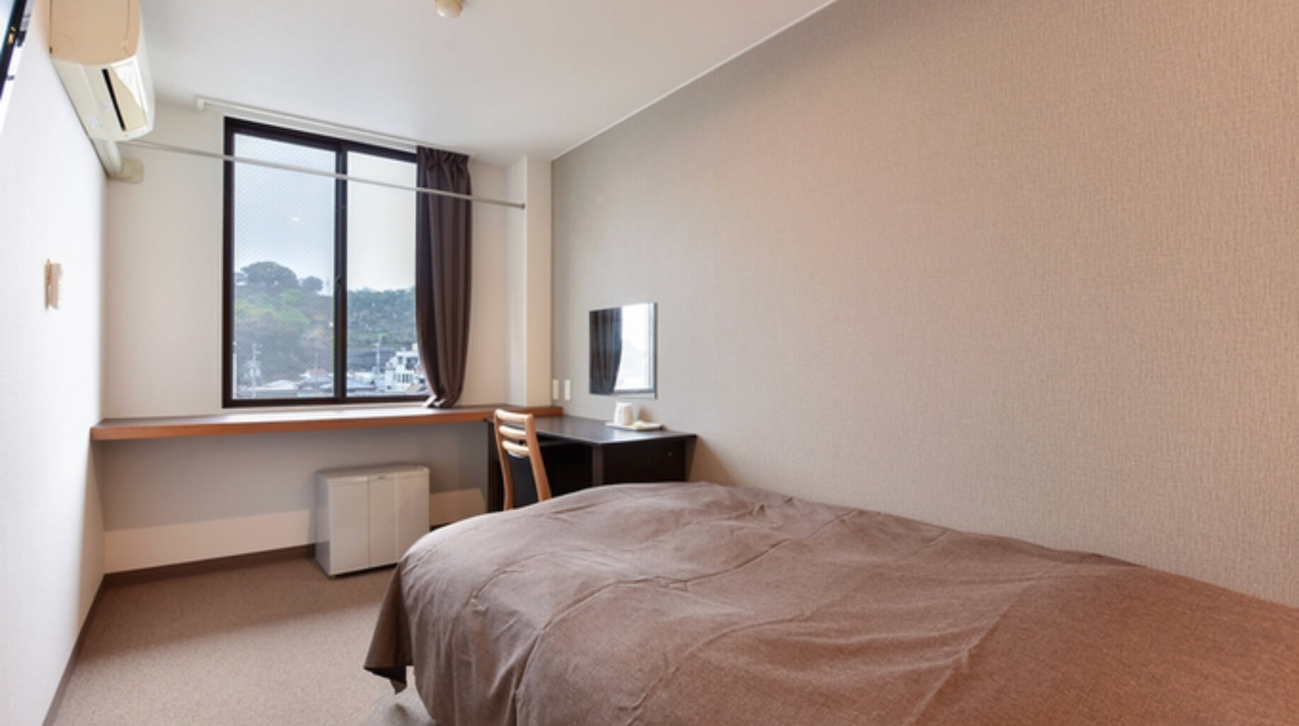 シングルルーム 客室内観2